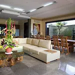 Villa Lega